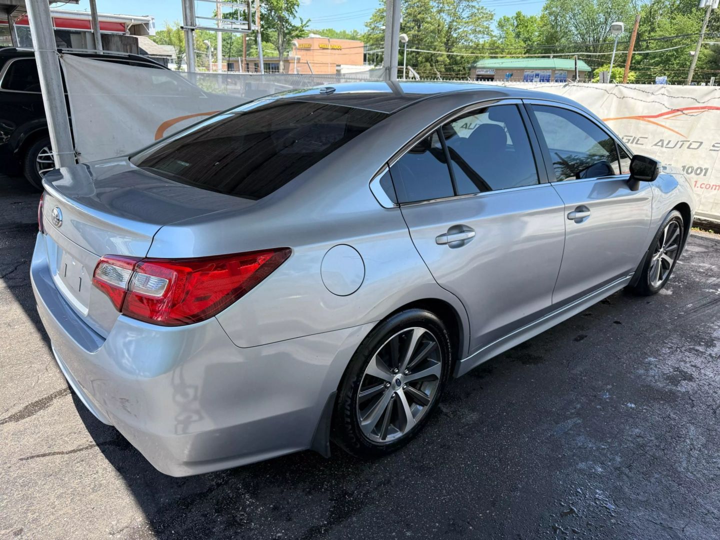 2015 Subaru Legacy - Image 12