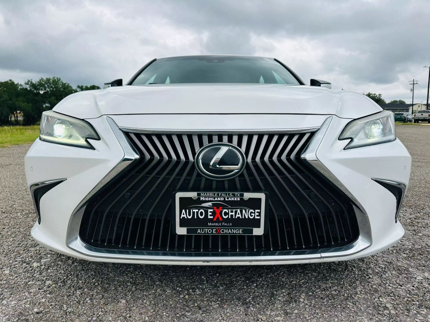 2019 Lexus Es - Image 3