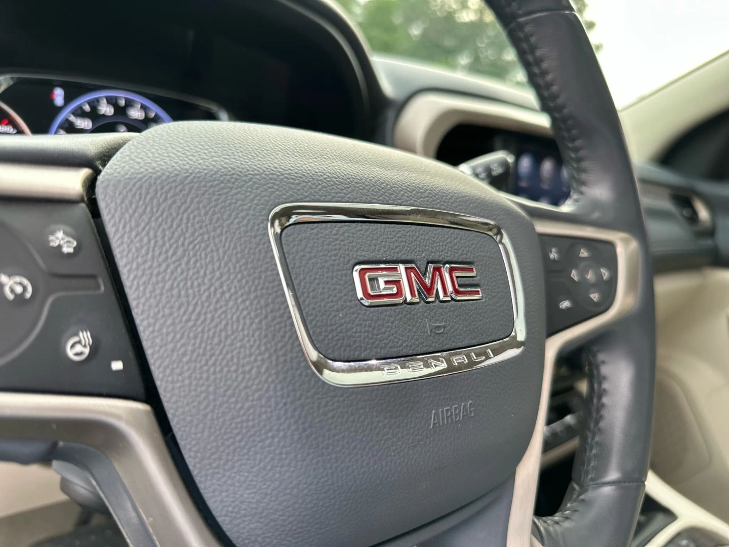 2020 GMC ACADIA SUV V6, 3.6 LITER DENALI SPORT UTILITY 4D