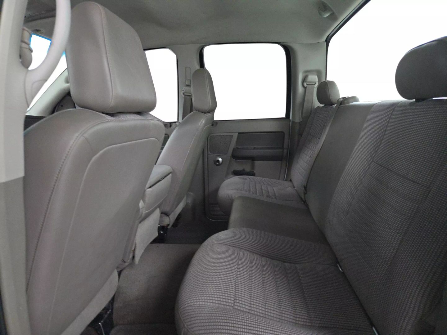 2008 Dodge Ram 3500 Quad Cab - Image 10