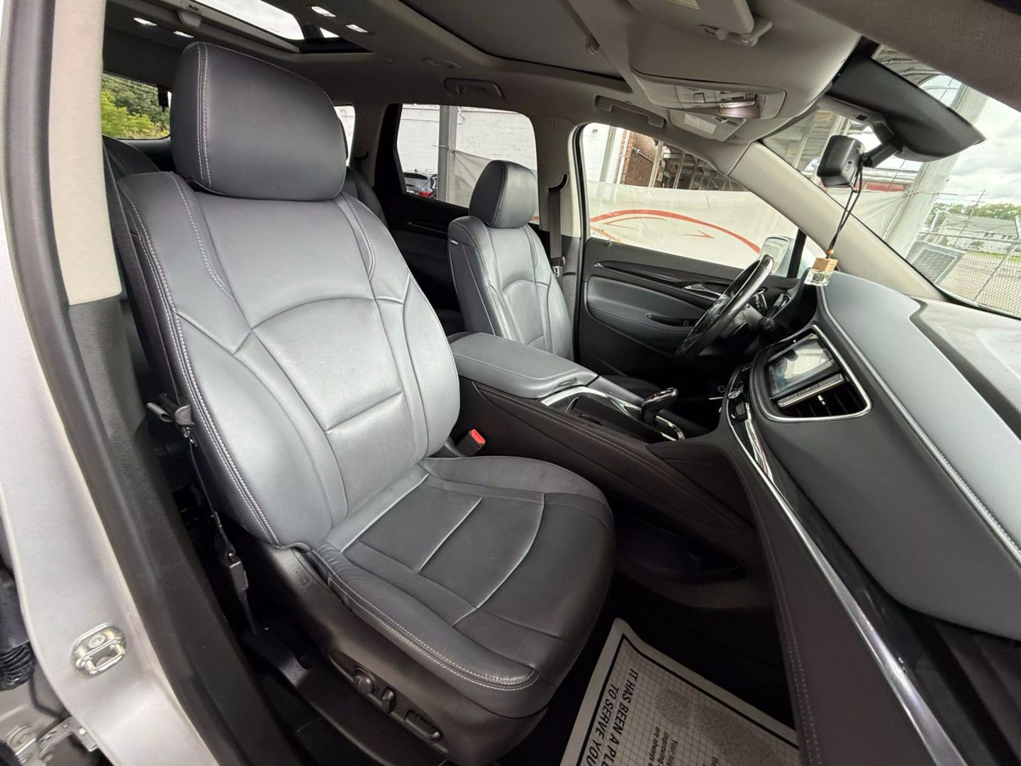 2018 Buick Enclave - Image 28