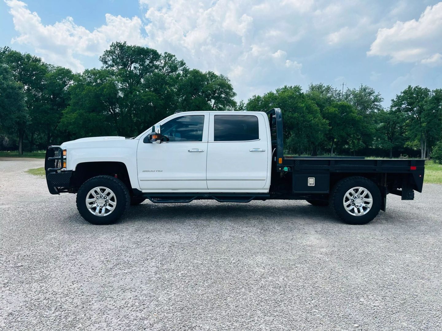 2019 Chevrolet Silverado 3500 Hd Crew Cab - Image 1