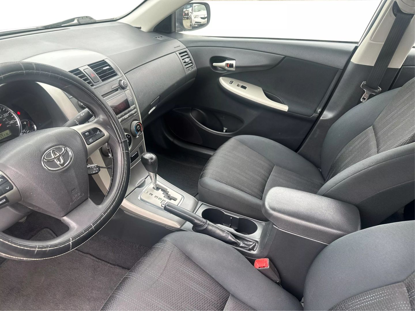 2011 TOYOTA COROLLA SEDAN 4-CYL, 1.8 LITER S SEDAN 4D