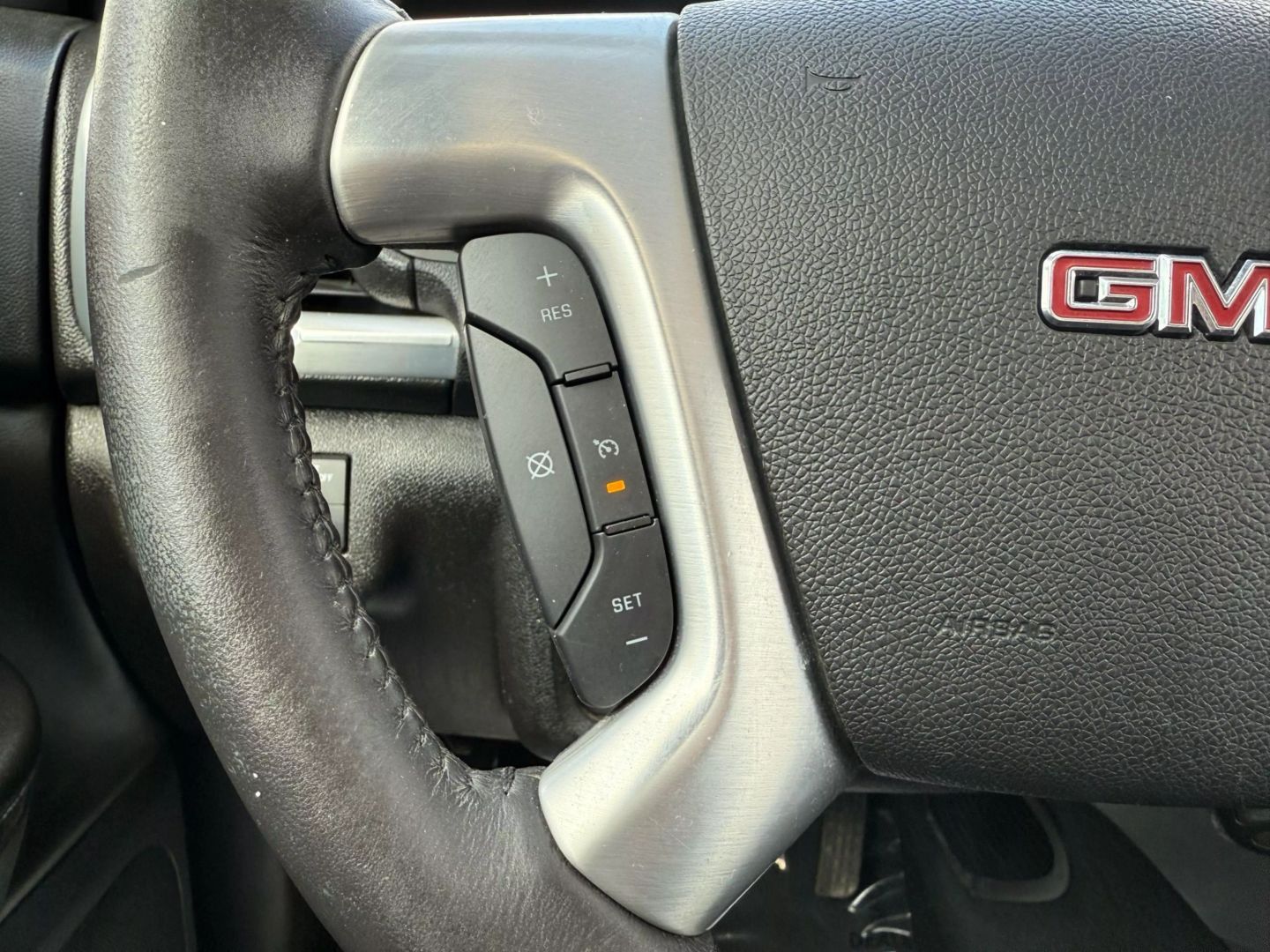 2016 Gmc Acadia - Image 31