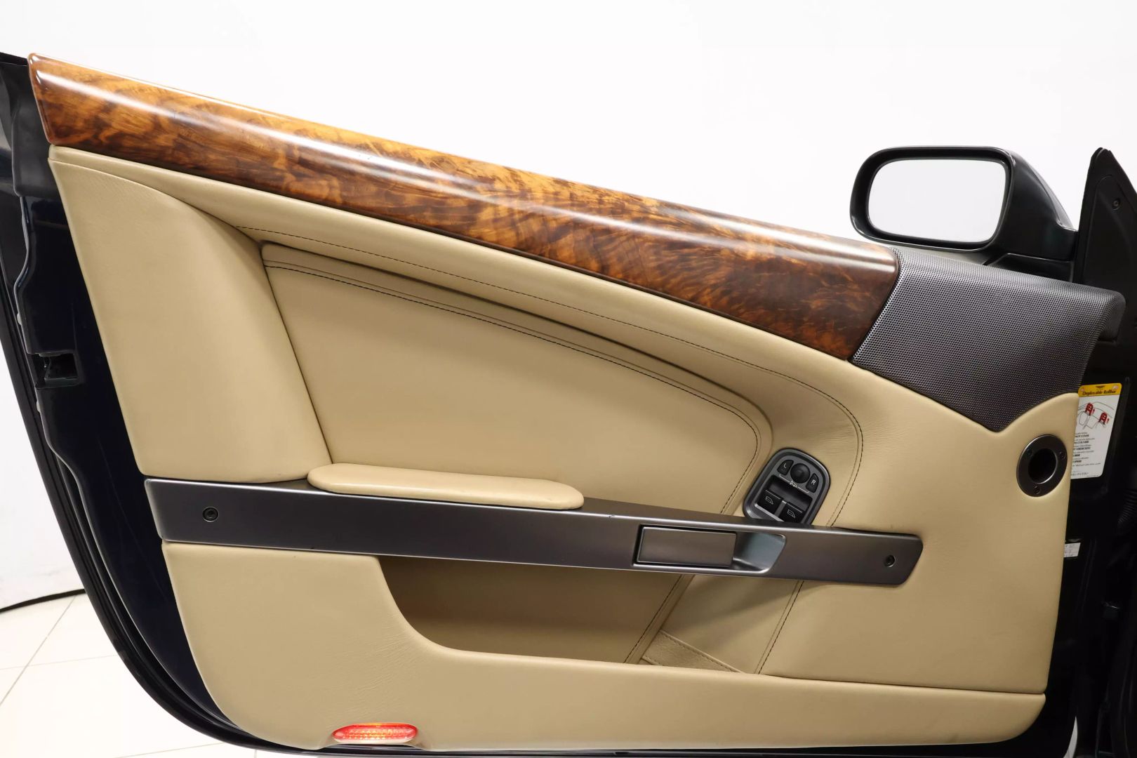 2008 Aston Martin Db9 - Image 9