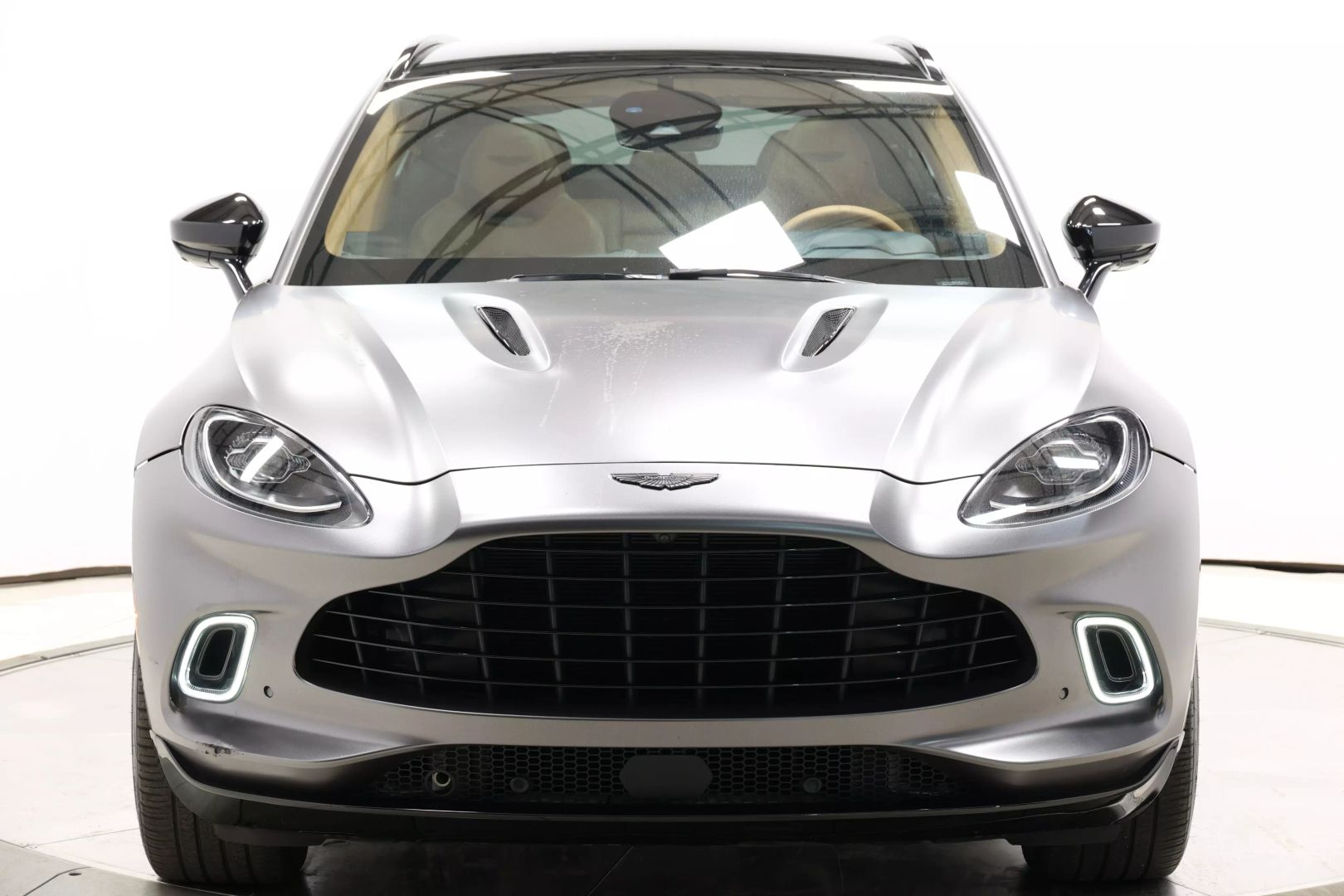 2021 Aston Martin Dbx - Image 113