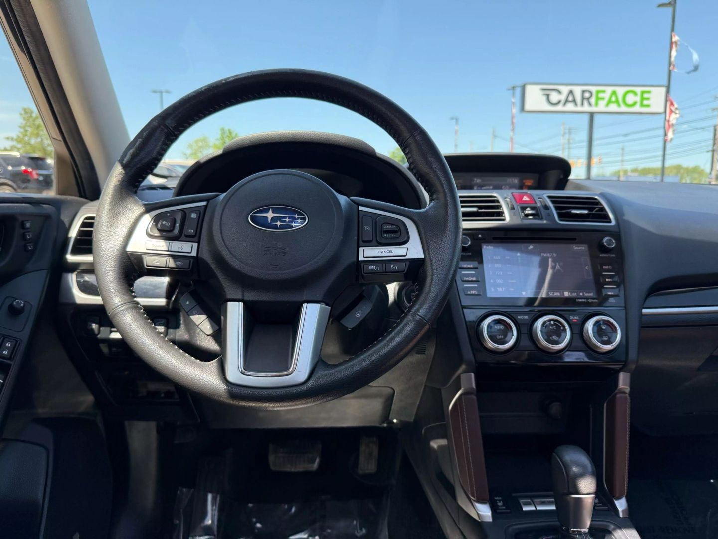 2017 Subaru Forester - Image 28