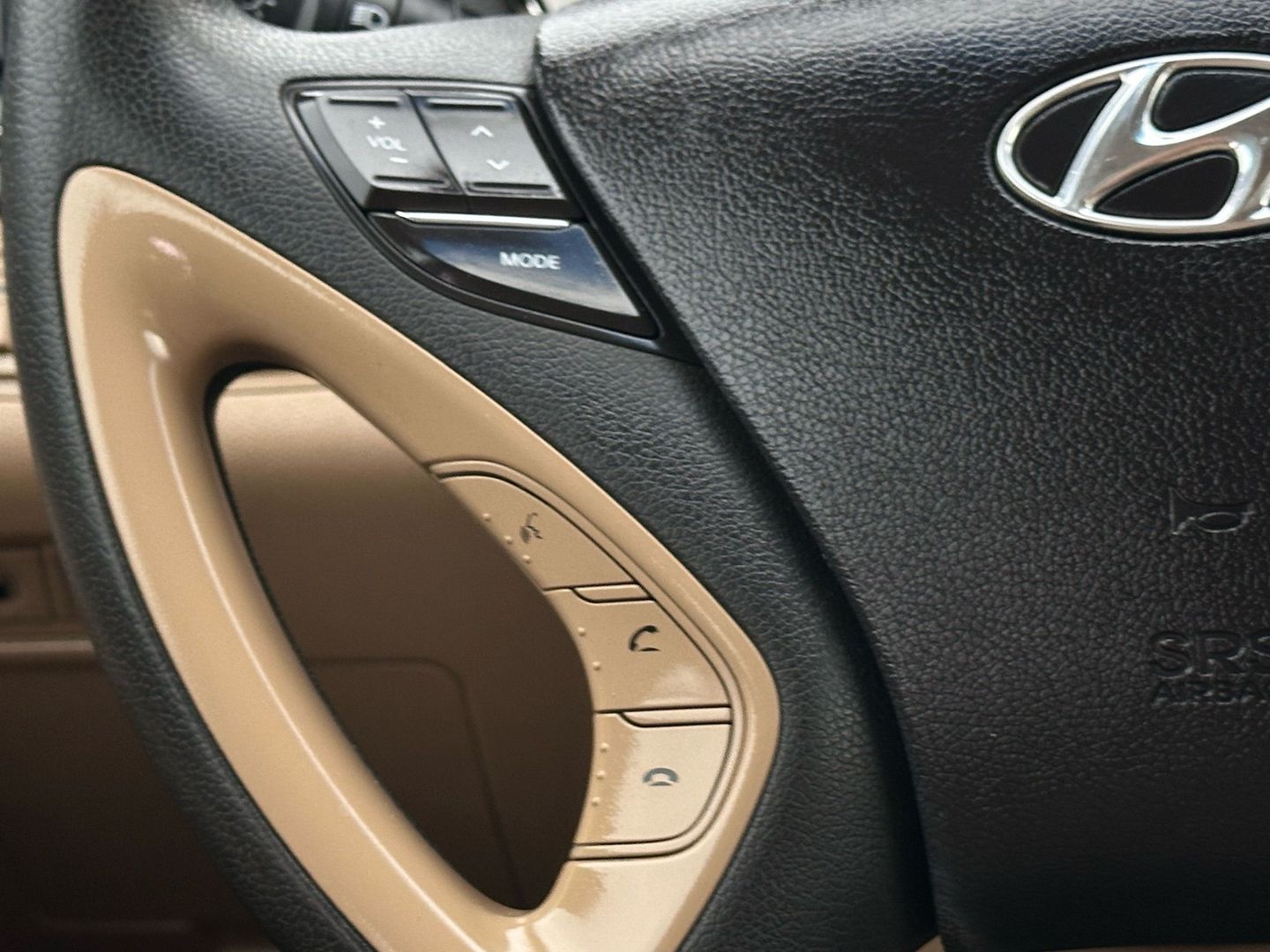 2014 Hyundai Sonata - Image 27