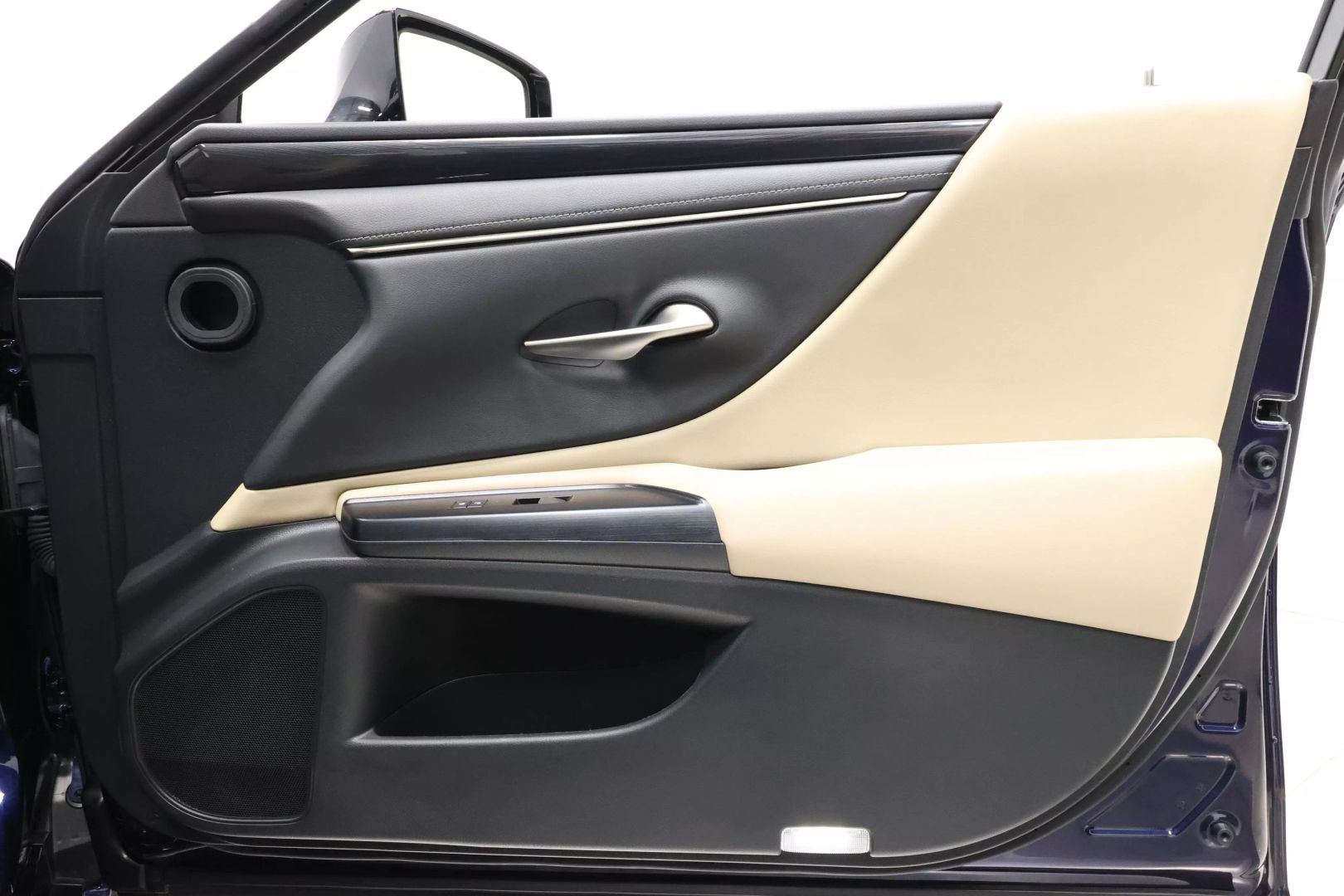 2020 Lexus Es - Image 76