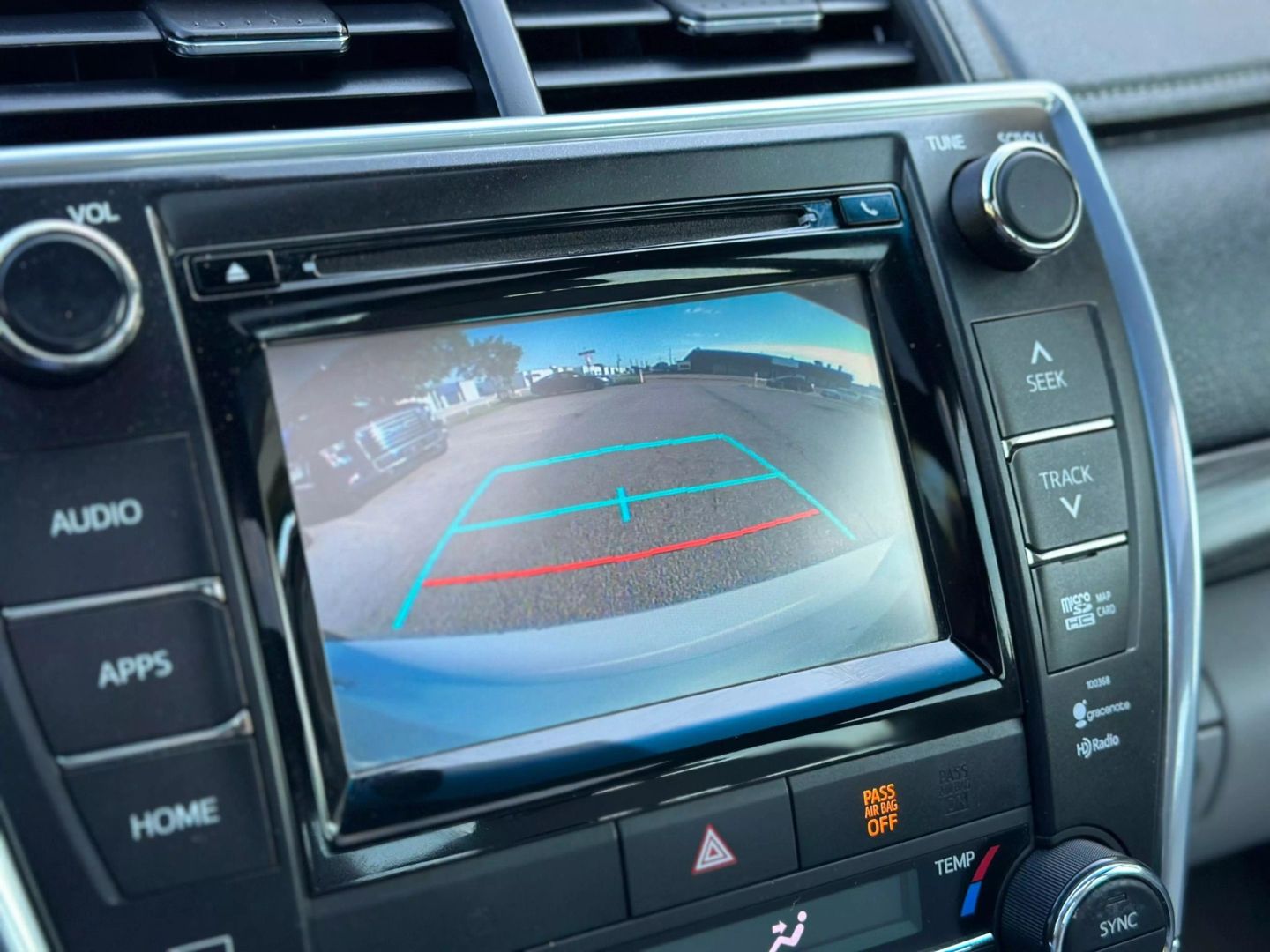 2015 Toyota Camry - Image 48
