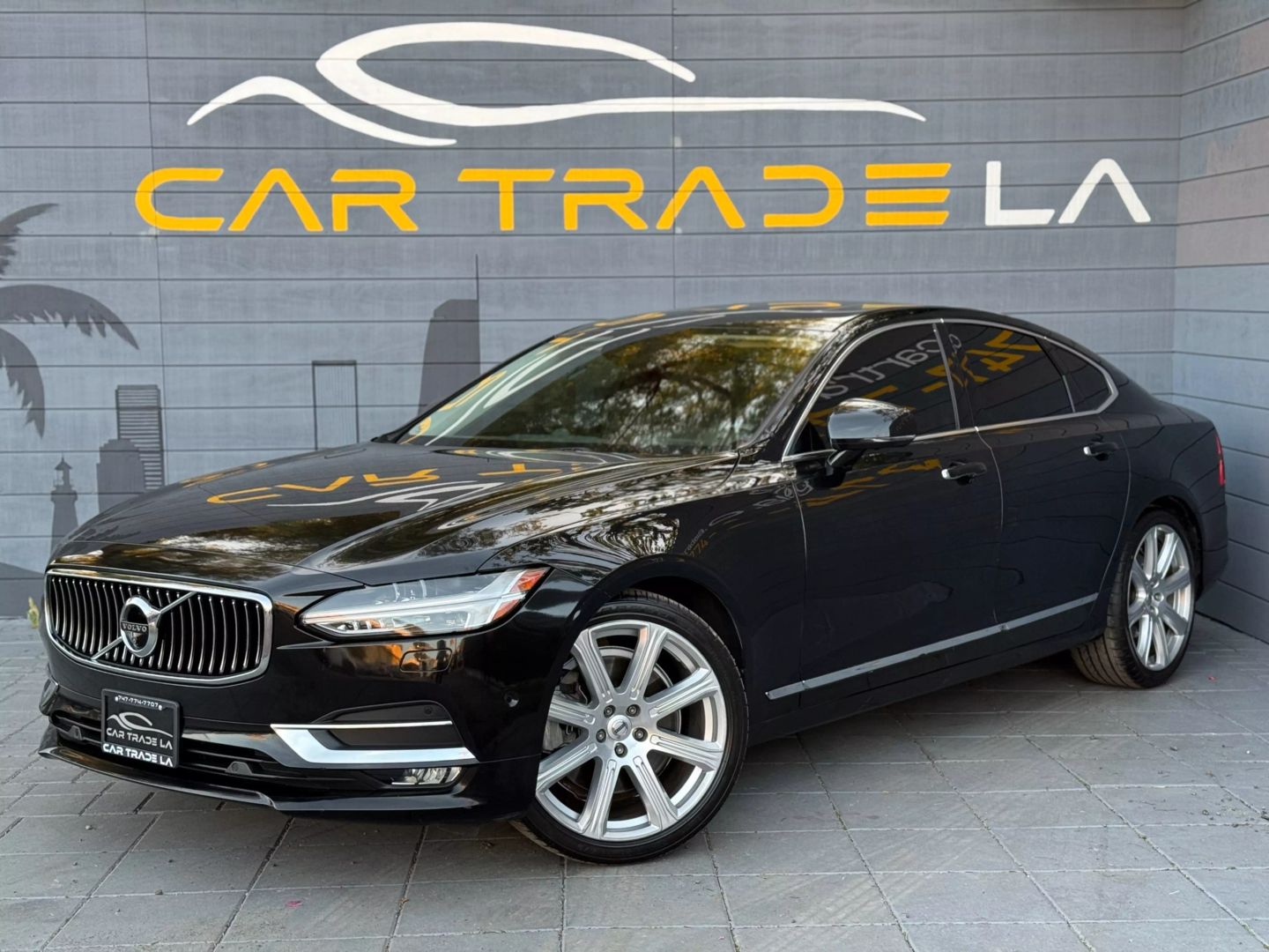 2017 Volvo S90
