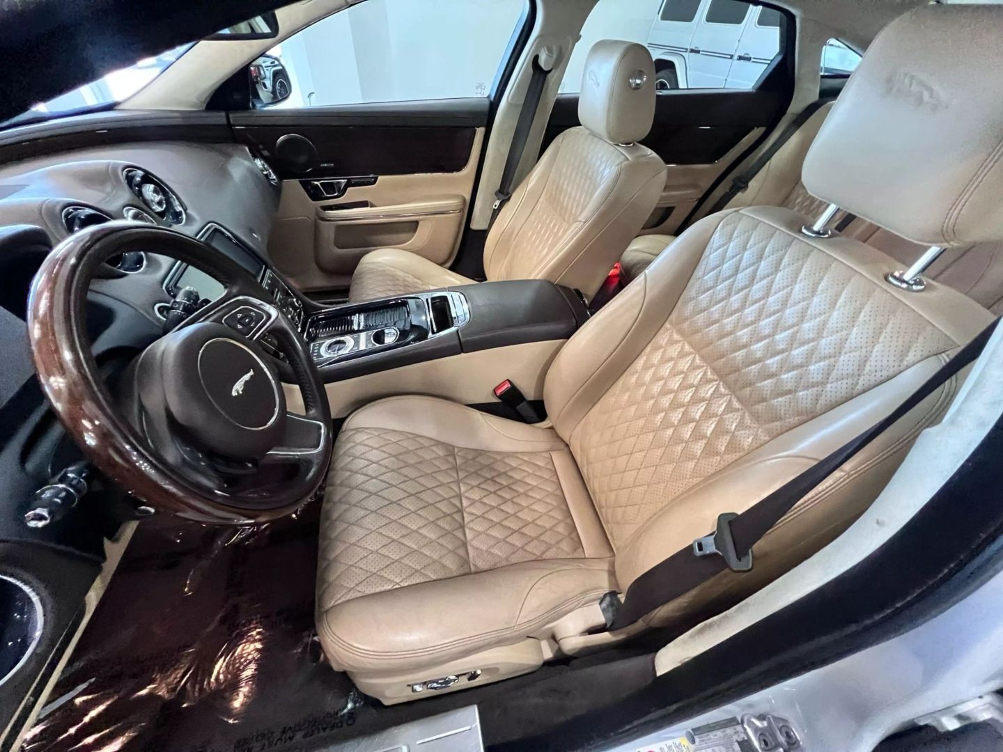 2016 Jaguar Xj Xjl Portfolio Sedan 4d - Image 13