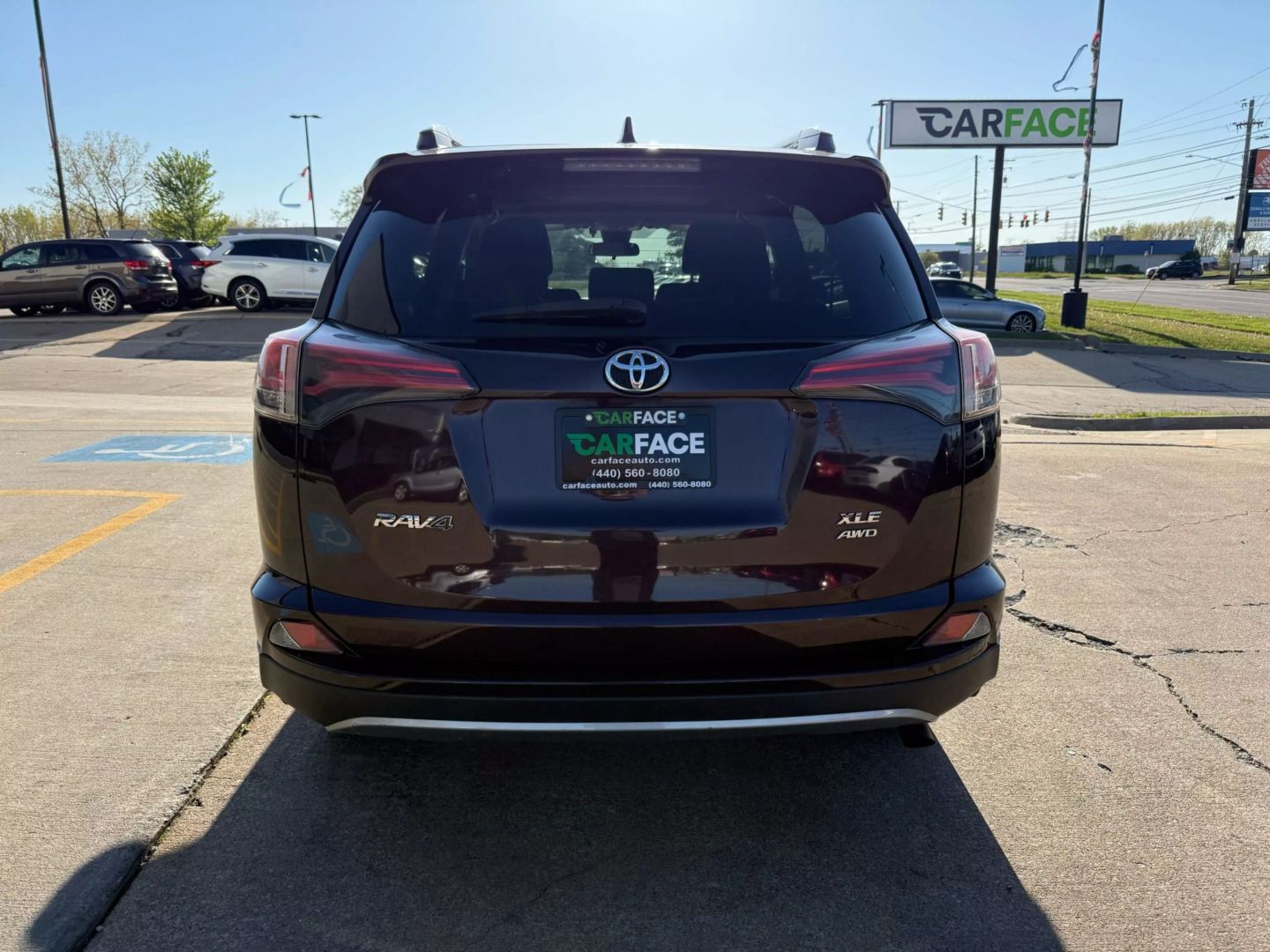 2017 Toyota Rav4 - Image 10