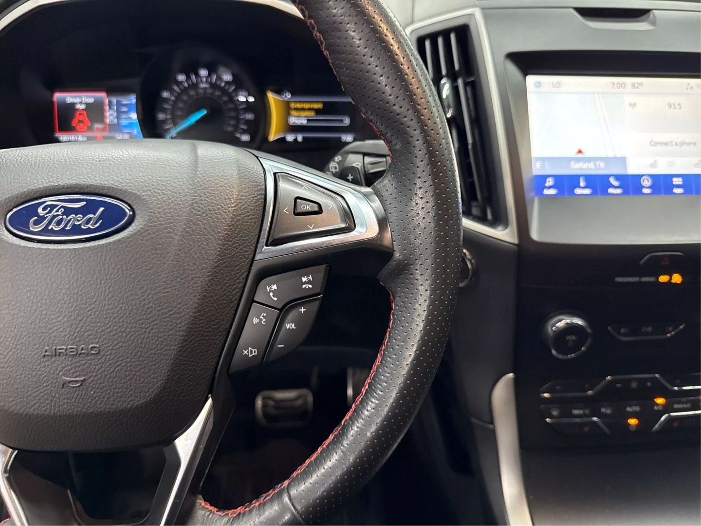 2020 Ford Edge - Image 27