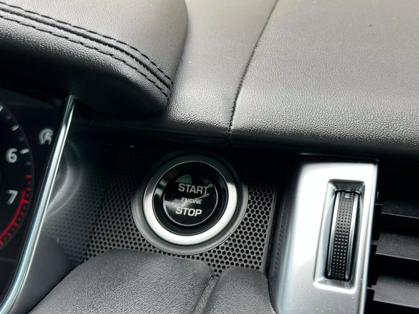 2018 Land Rover Range Rover Sport - Image 70