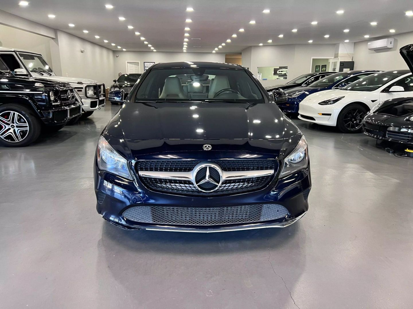 2018 Mercedes-benz Cla Cla 250 Coupe 4d - Image 2