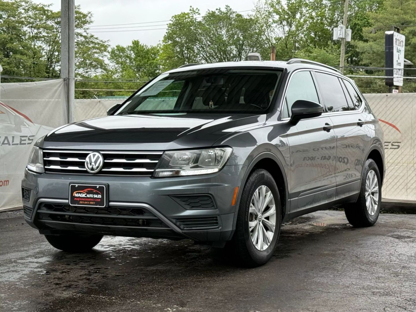 2019 Volkswagen Tiguan - Image 3