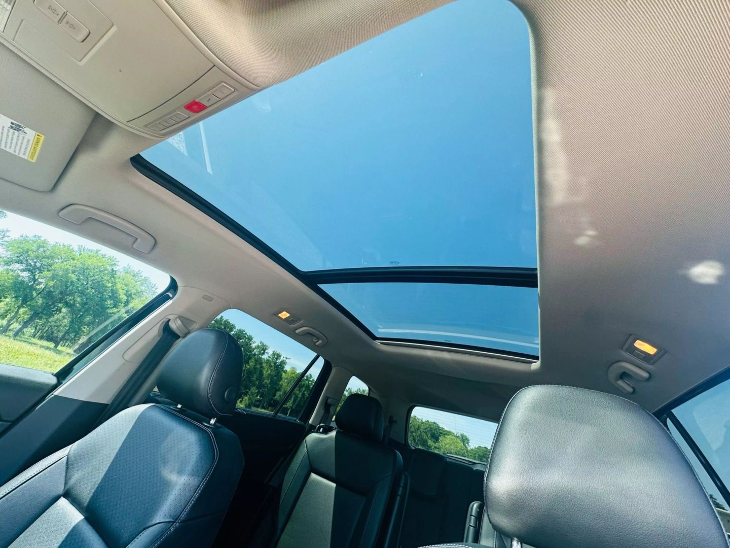 2019 Volkswagen Atlas - Image 24