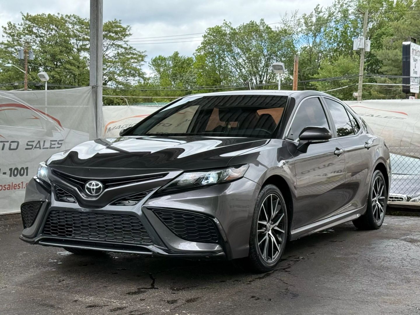 2022 Toyota Camry - Image 3