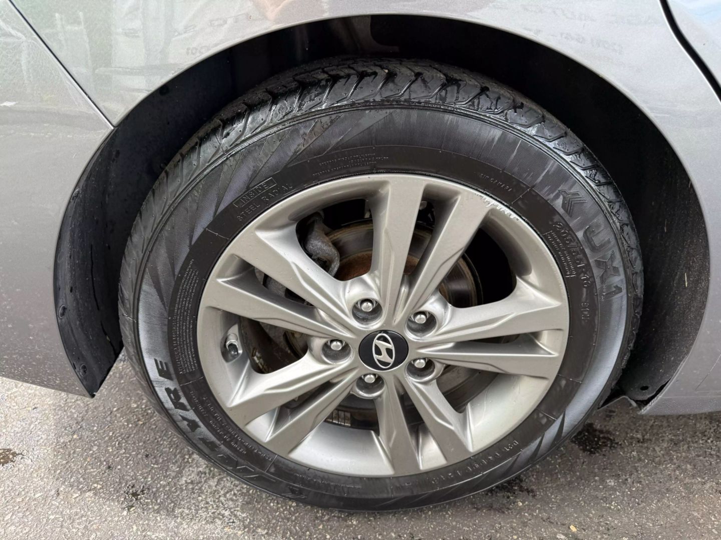 2018 Hyundai Elantra - Image 44
