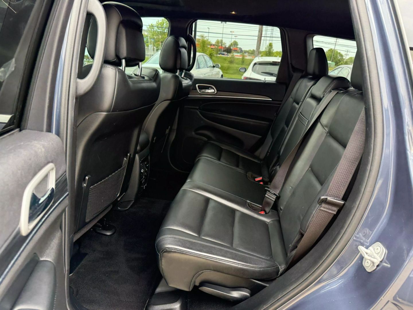 2020 Jeep Grand Cherokee - Image 22