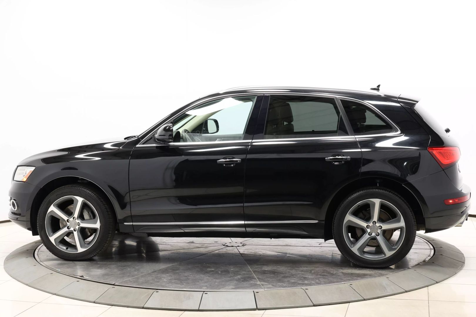 2016 Audi Q5 - Image 6