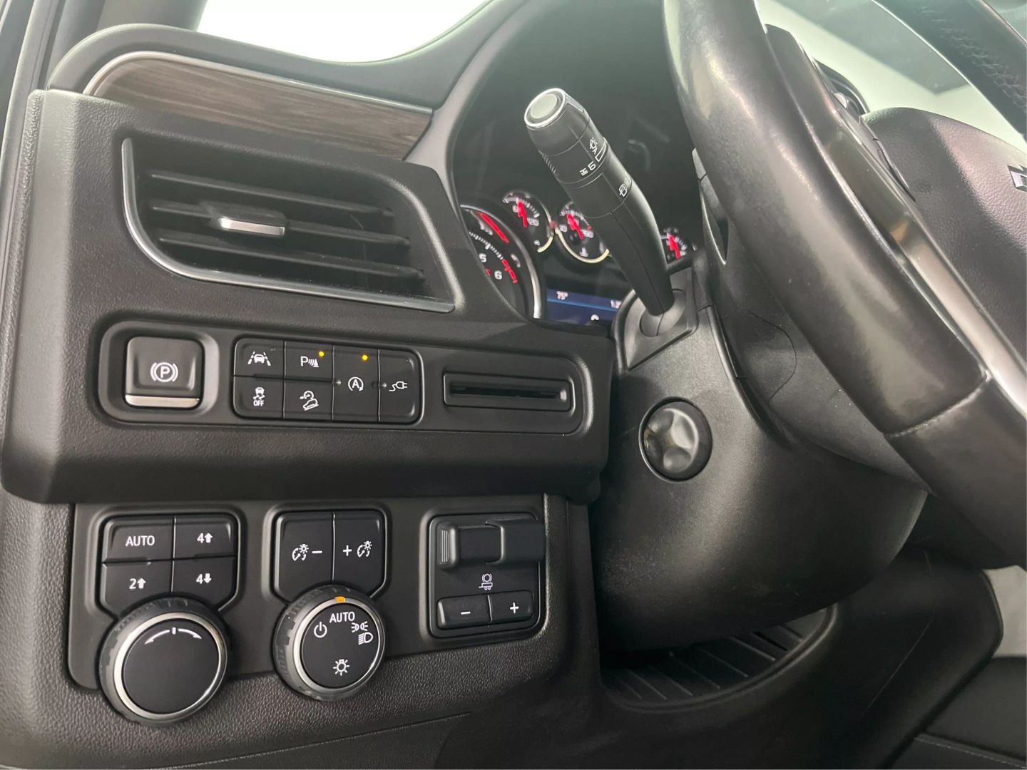 2021 Chevrolet Tahoe - Image 19