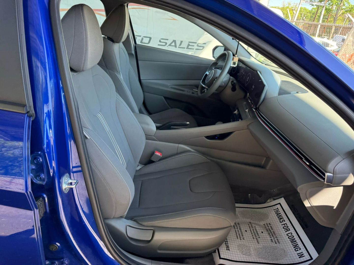 2024 Hyundai Elantra - Image 25