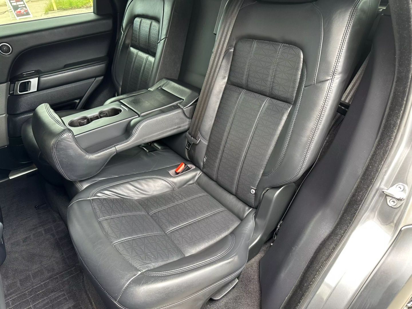 2018 Land Rover Range Rover Sport - Image 38
