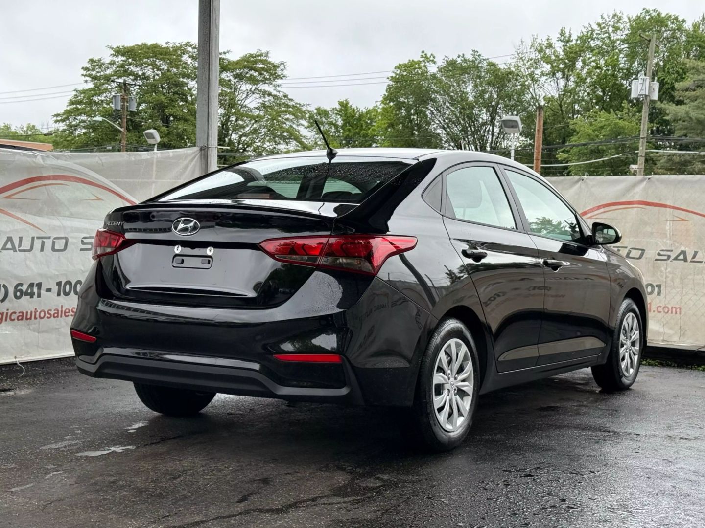 2022 Hyundai Accent - Image 11