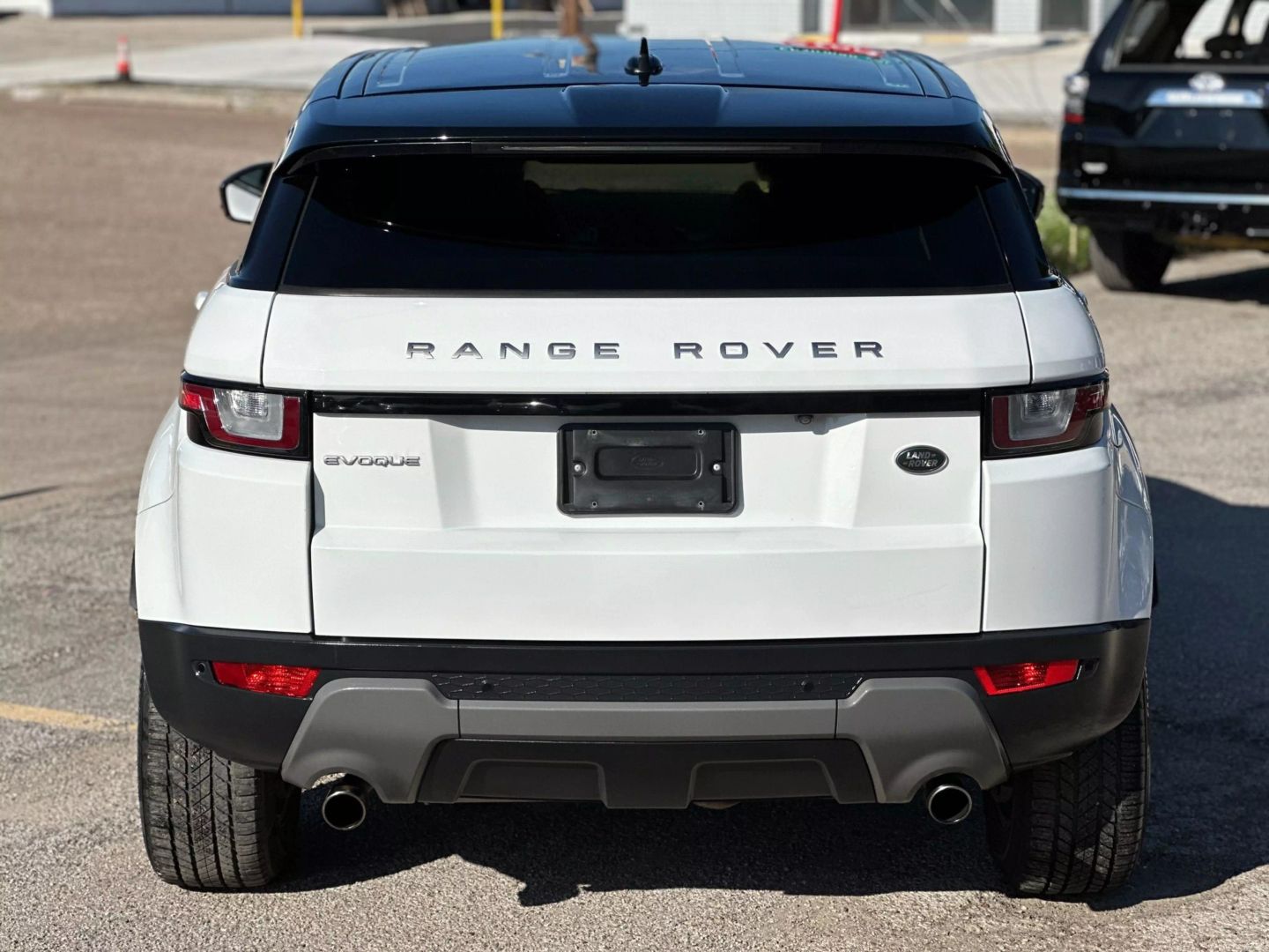 2016 Land Rover Range Rover Evoque - Image 5