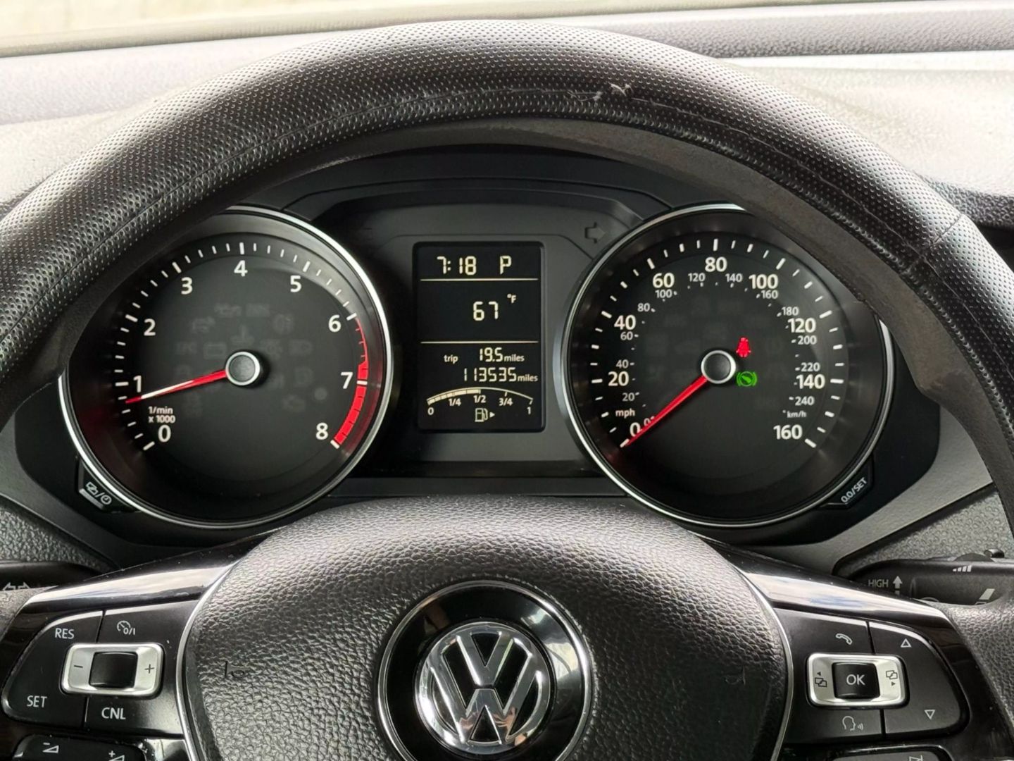 2015 Volkswagen Jetta - Image 36