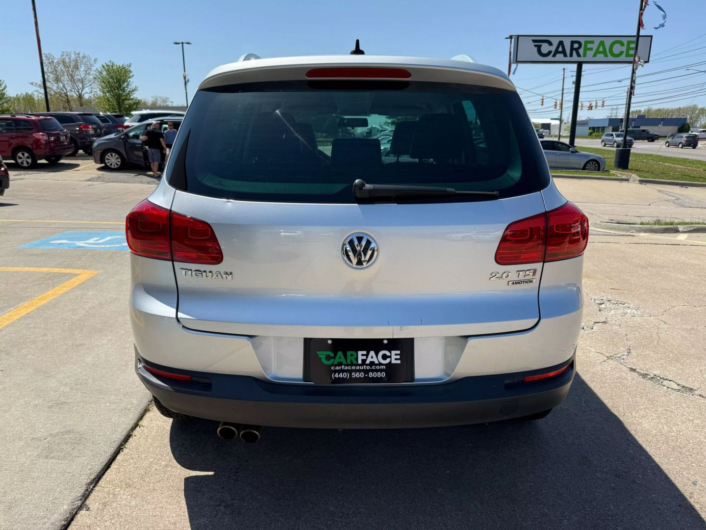 2013 Volkswagen Tiguan - Image 10