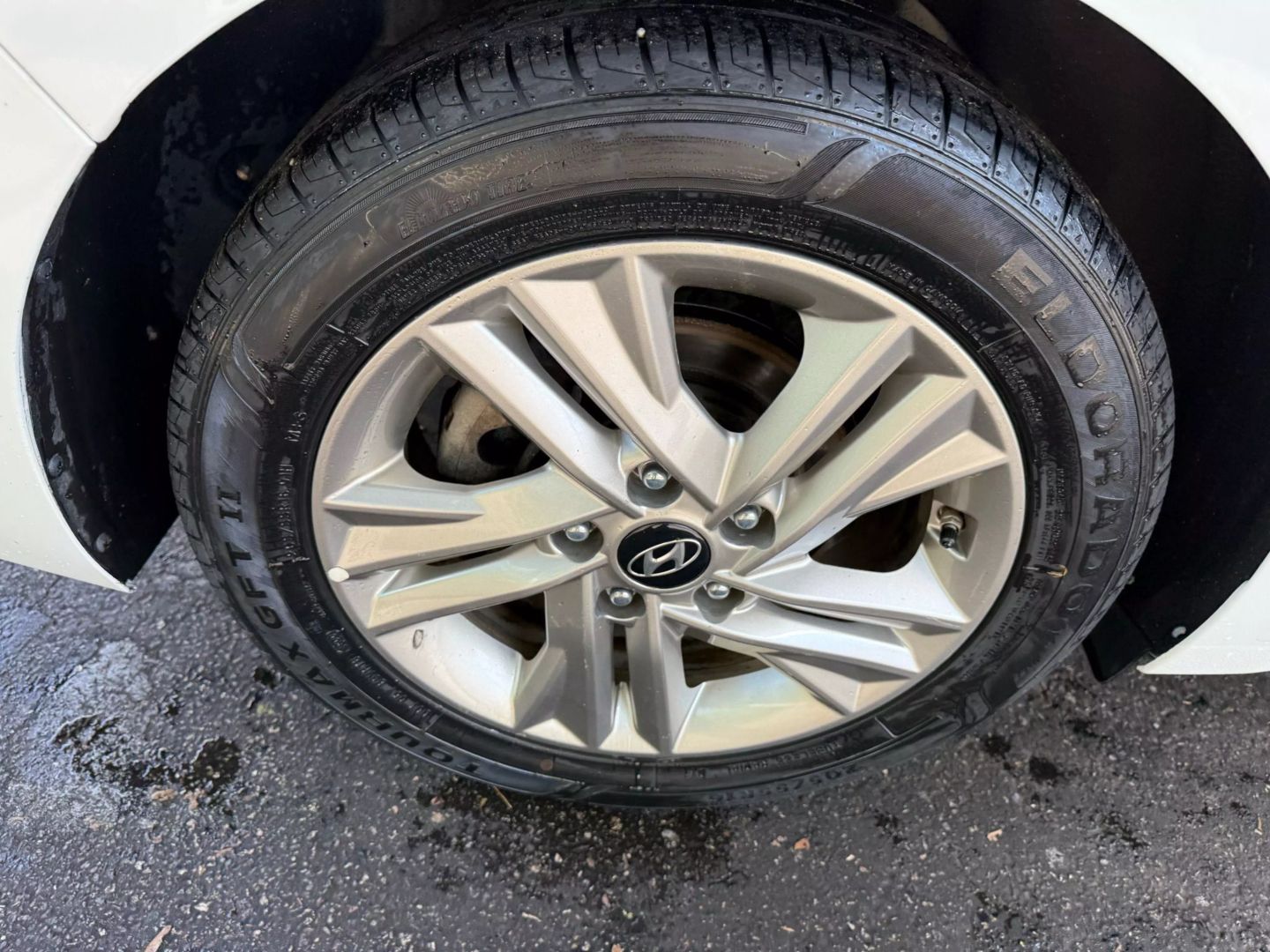 2019 Hyundai Elantra - Image 44