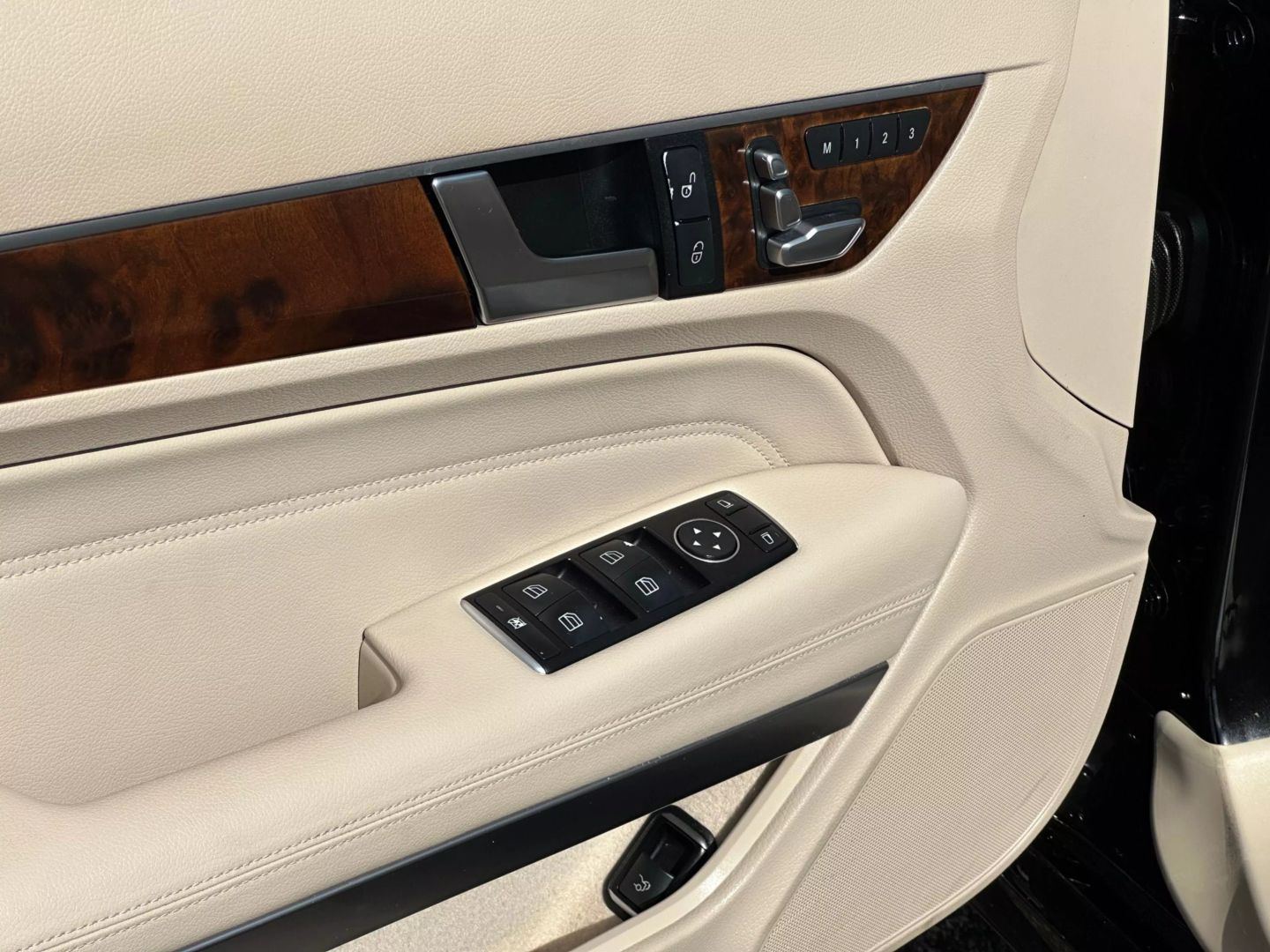 2014 Mercedes-benz E-class - Image 31