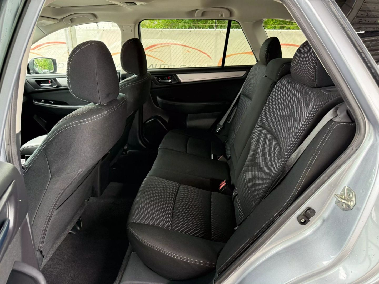 2017 Subaru Outback - Image 18