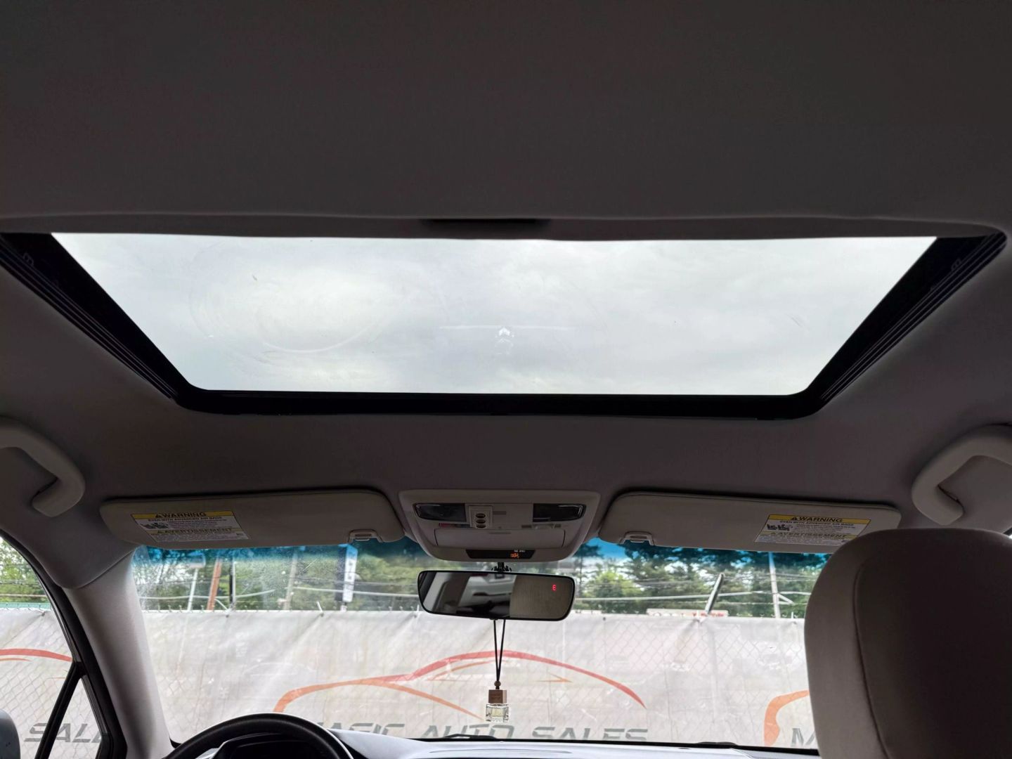 2017 Subaru Outback - Image 36