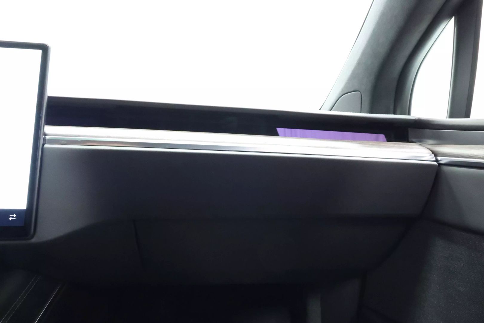 2022 Tesla Model X - Image 90