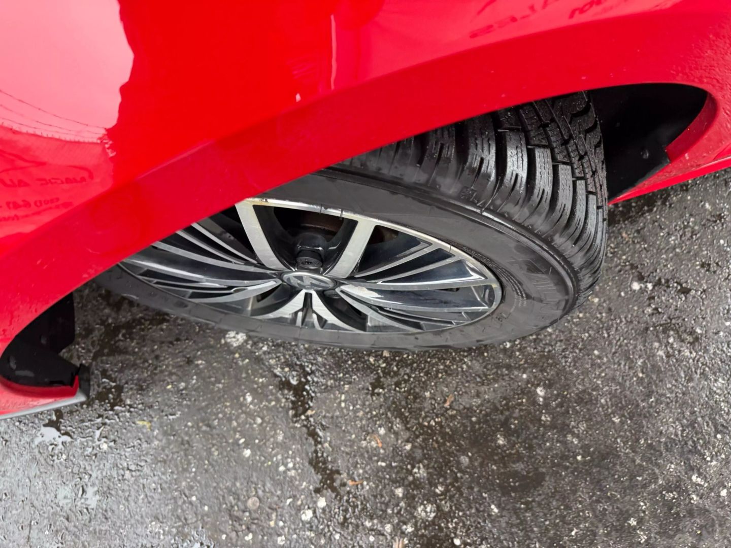 2018 Volkswagen Jetta - Image 37