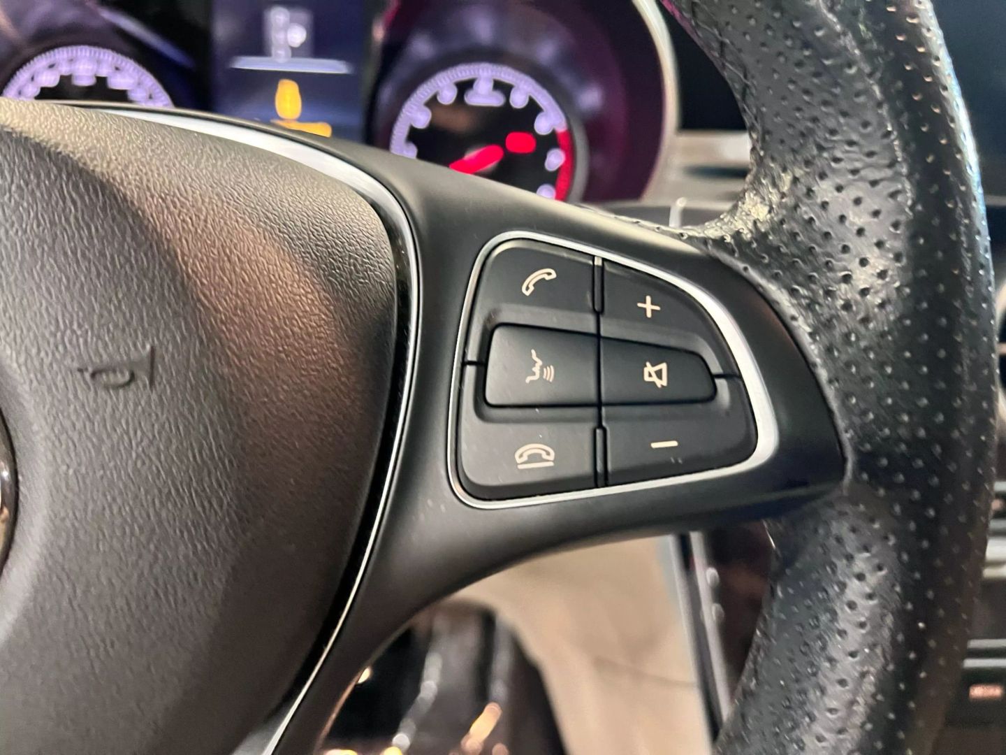 2019 Mercedes-benz Glc Glc 300 Sport Utility 4d - Image 14