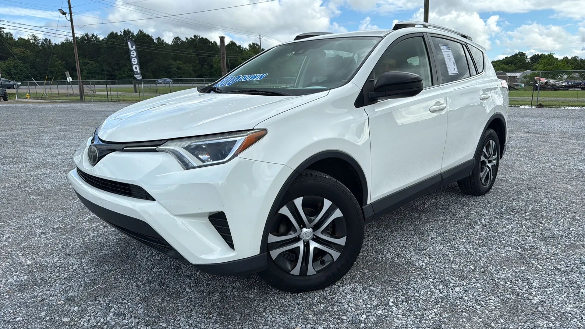 Image 3 of 2017 TOYOTA RAV4