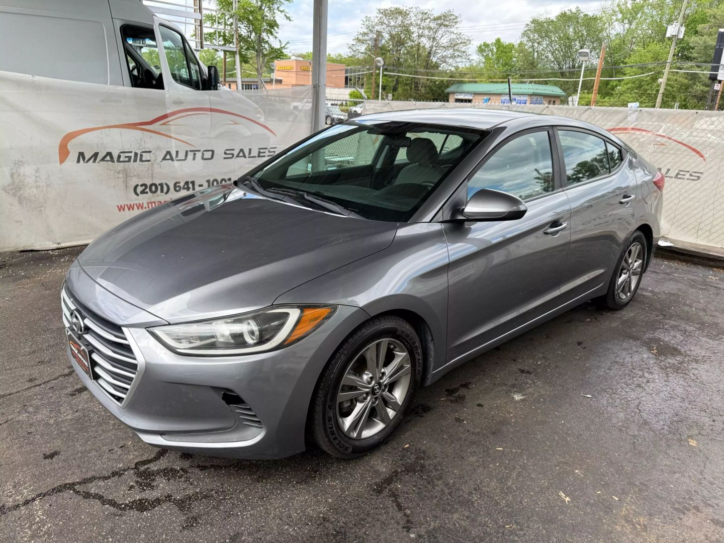 2018 Hyundai Elantra - Image 8