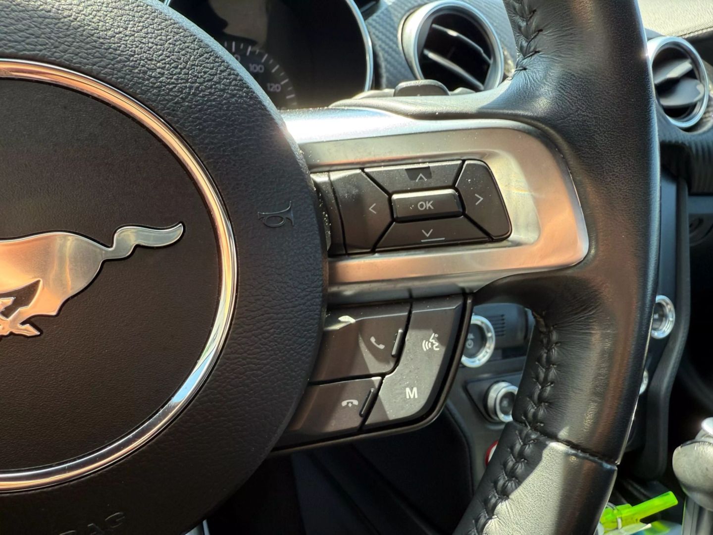 2018 Ford Mustang - Image 25