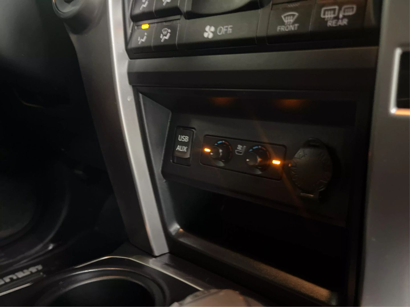 2019 Toyota 4runner - Image 32