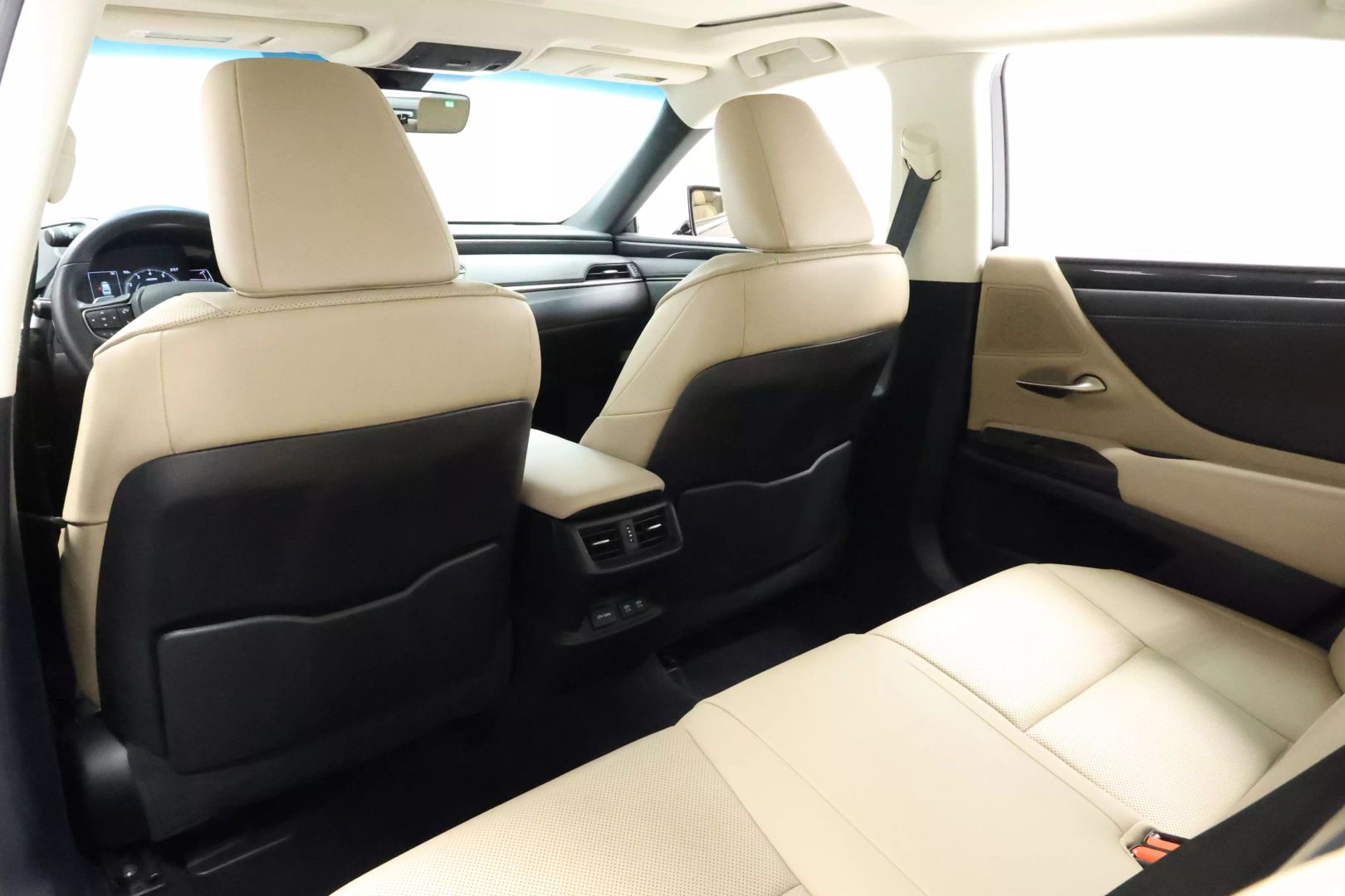 2020 Lexus Es - Image 54
