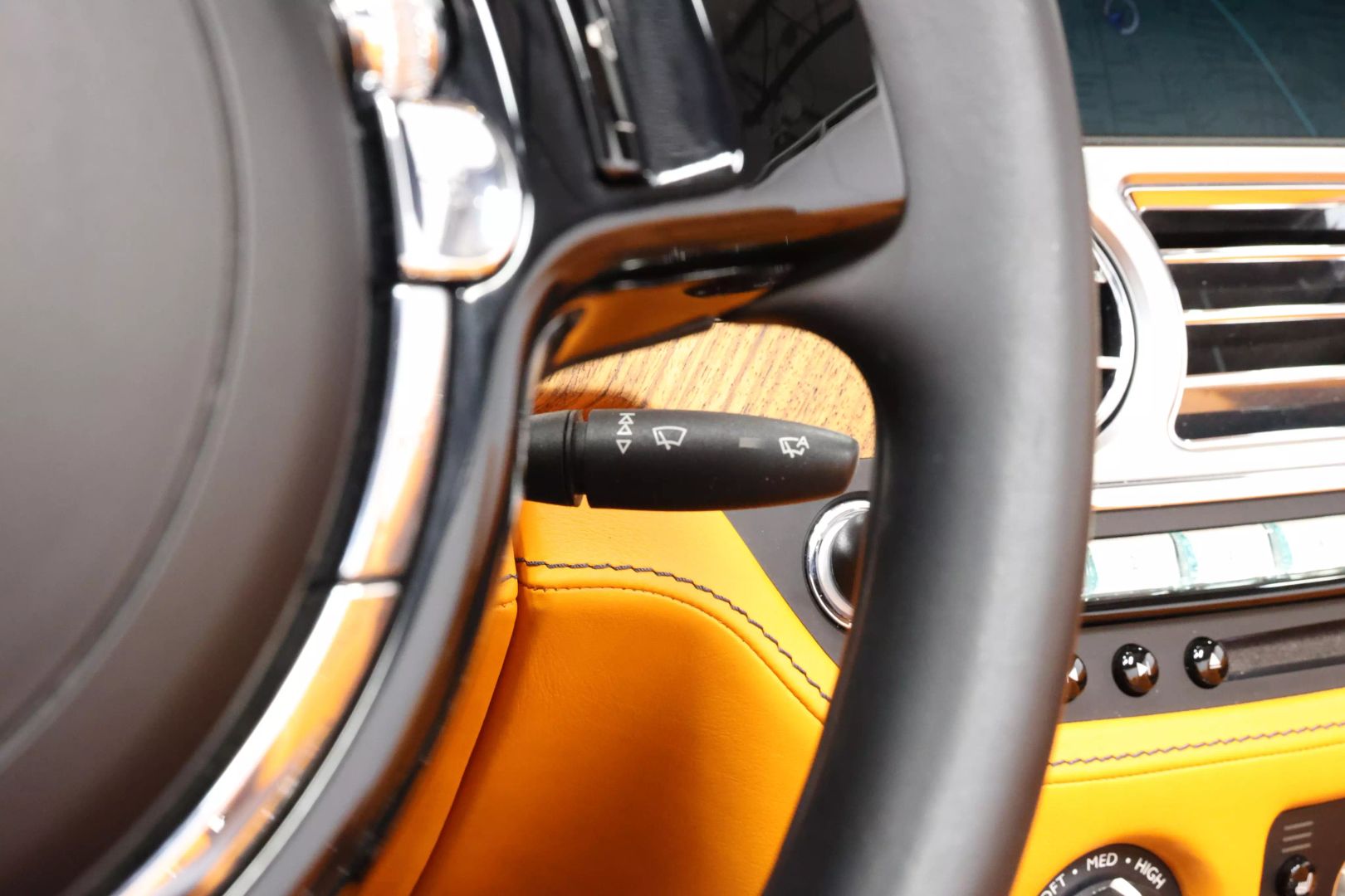 2016 Rolls-royce Dawn - Image 29