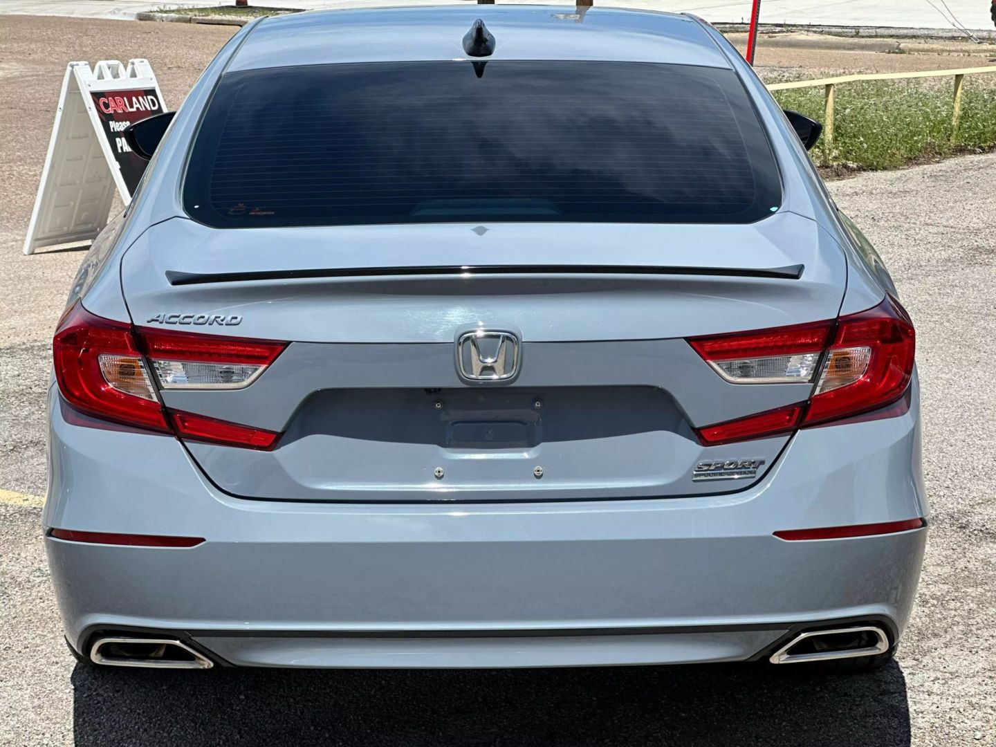 2021 Honda Accord - Image 5