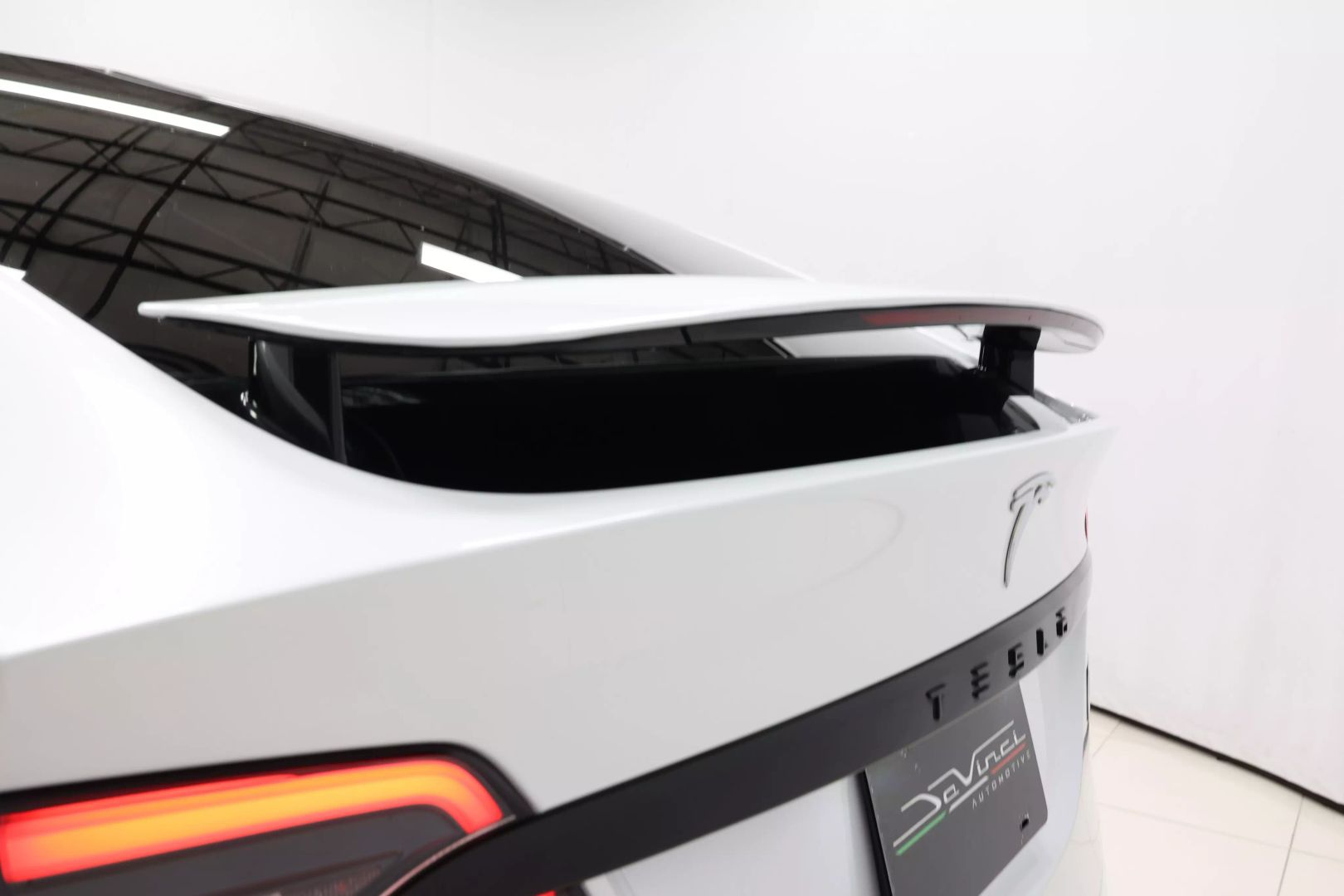 2023 Tesla Model X - Image 100