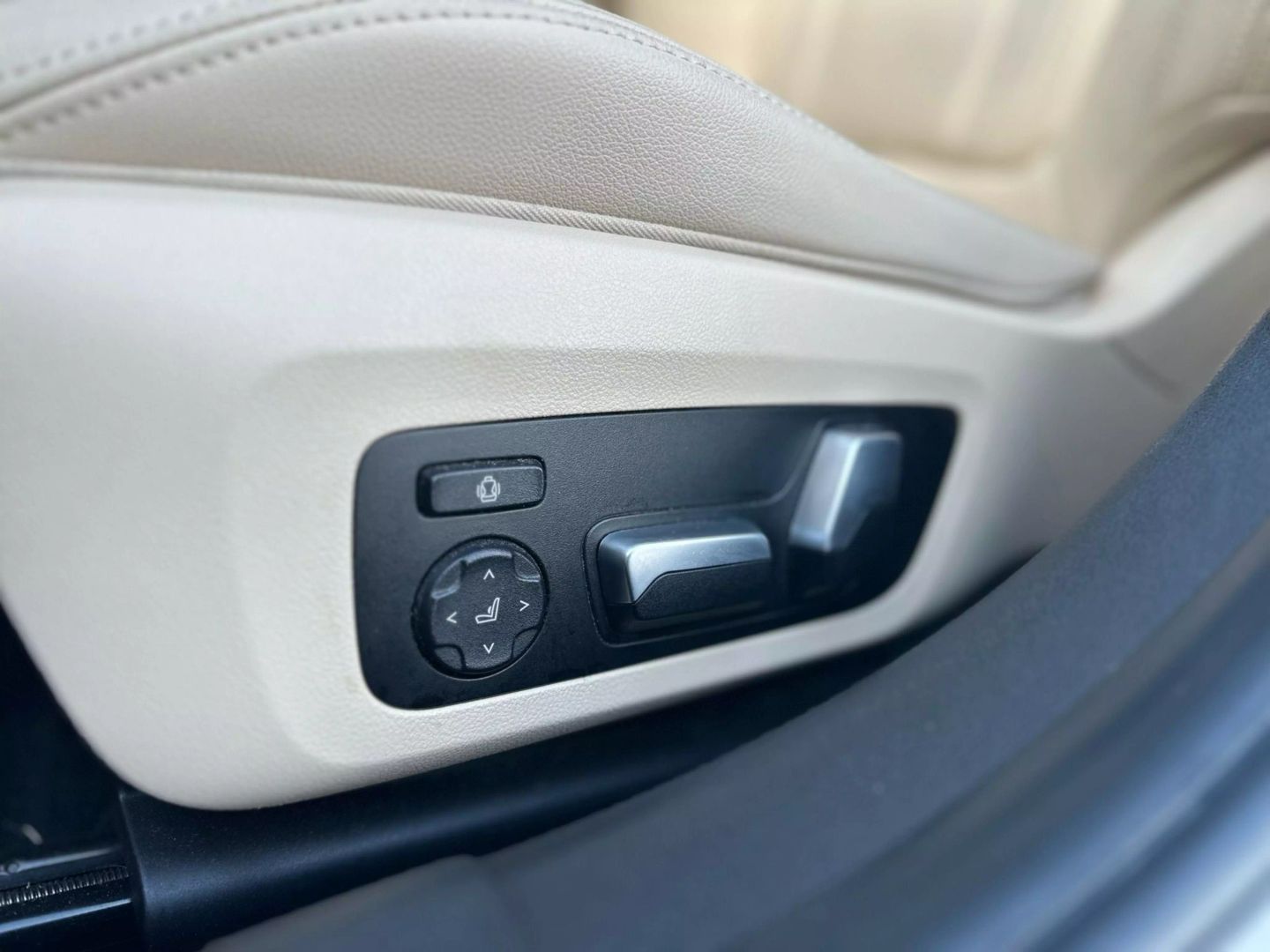 2020 BMW 3 SERIES SEDAN 4-CYL, TURBO, 2.0 LITER 330I SEDAN 4D