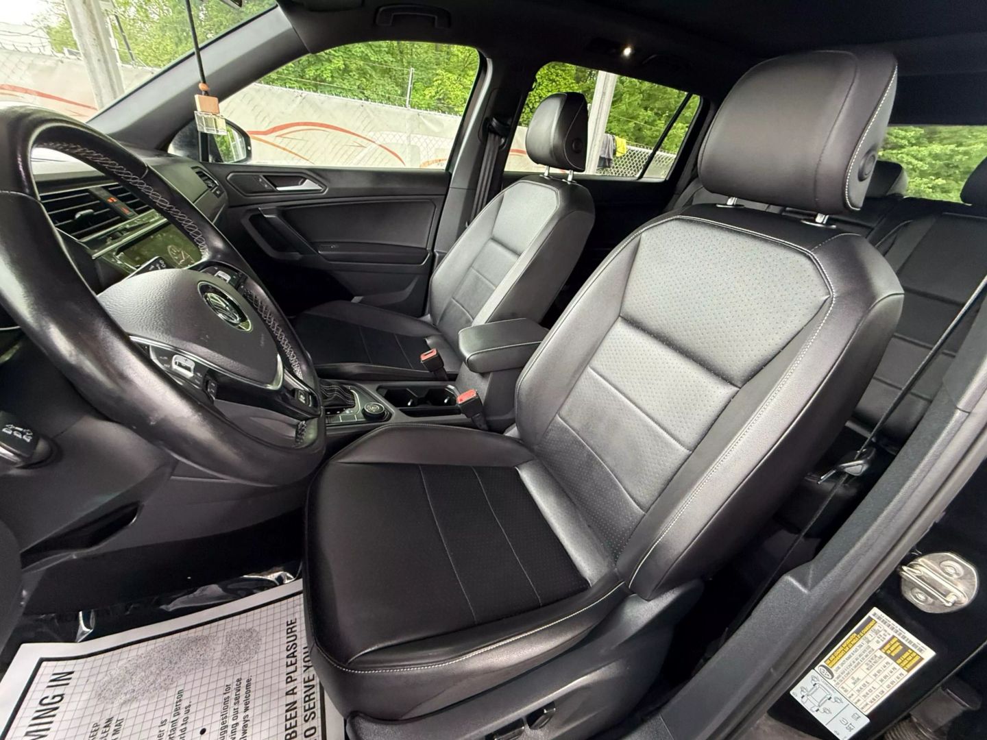 2021 Volkswagen Tiguan - Image 16